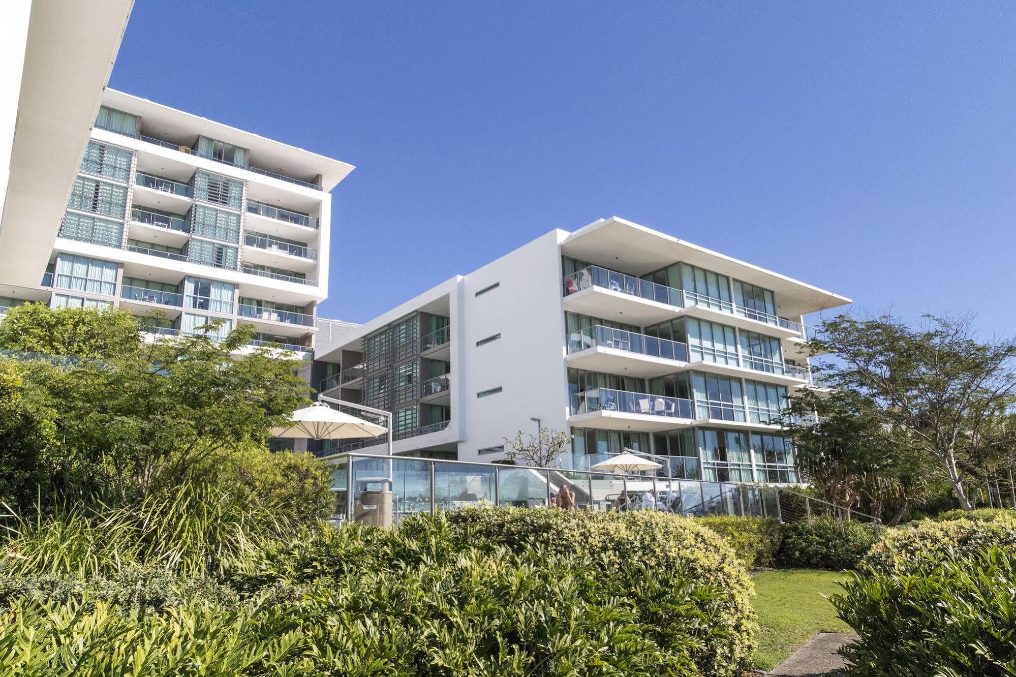 Ultiqa Freshwater Point Broadbeach 4* Gold Coast